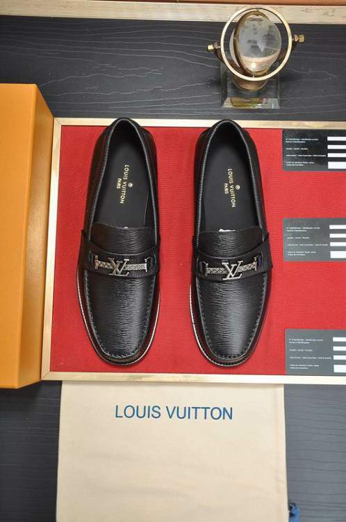 Picture of Louis Vuitton Shoes _SKULVsz38-45hnh060814577